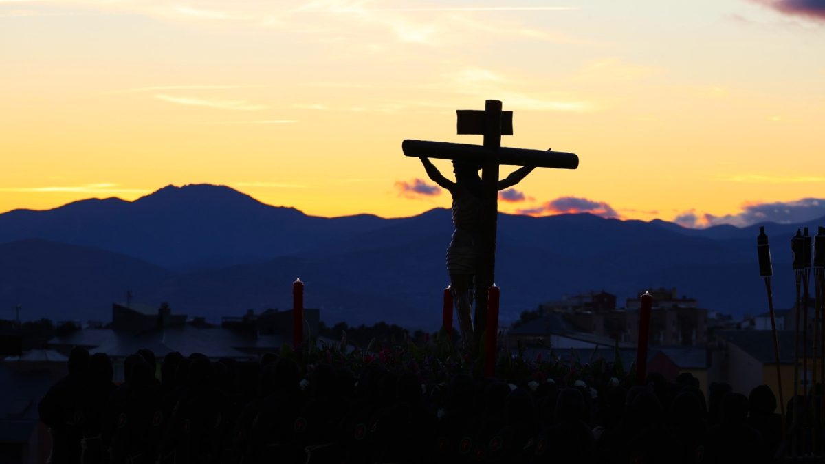Via crucis castillo ponferrada 2026 (2)